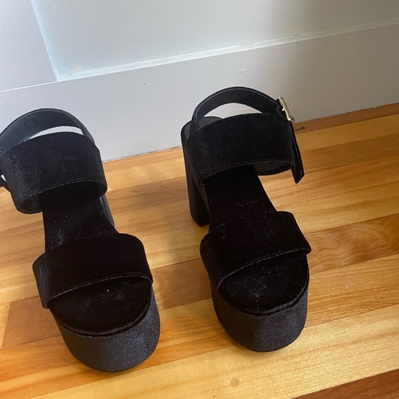 Jeffrey Campbell velvet Strappy platforms - never worn! - Picture 2 of 4
